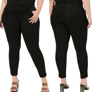 Torrid Women's Luxe Skinny Mid Rise Jean Size 28 Short Sateen Stretch Black